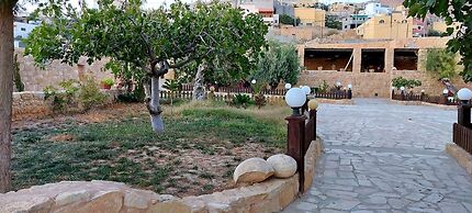 Hayat Zaman Hotel & Resort