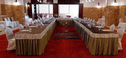 Hayat Zaman Hotel & Resort