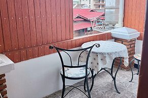 TJR BOUTIQUE HOTEL