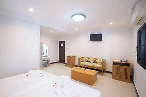 TJR BOUTIQUE HOTEL
