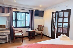 TJR BOUTIQUE HOTEL