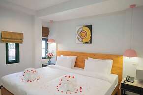 TJR BOUTIQUE HOTEL