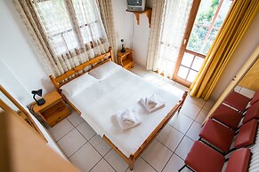 Margarita Apartments