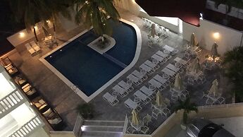 Tucacas Beach Hotel