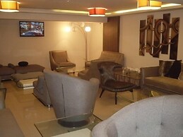 Tucacas Beach Hotel