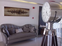 Tucacas Beach Hotel