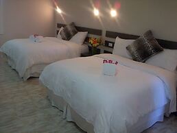 Tucacas Beach Hotel