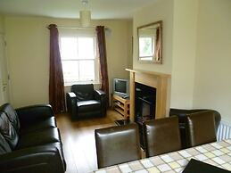 Bunratty Castle Gardens Home