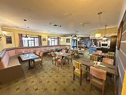 Hill Park Hotel