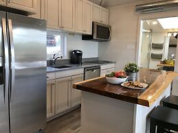 Watermark Waterfront Cottages