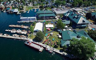 Watermark Waterfront Cottages