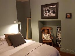 Claremount Apartments