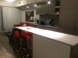 Pelican Suite at Harbour Plaza