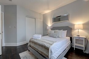 Pelicanstay at Square One Mall