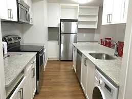 Pelicanstay in Burnaby Lake