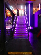 Pelicanstay at The Pantages