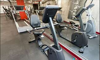 Pelicanstay at The Pantages