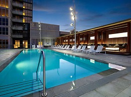 Pelicanstay in Downtown Toronto