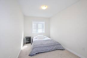 Executive Suite at Brampton House