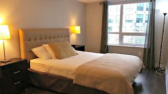 Pelicanstay at Blue Jays Way