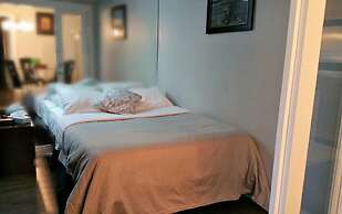 Pelicanstay at Blue Jays Way