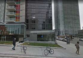 Pelicanstay in Toronto Entertainment District