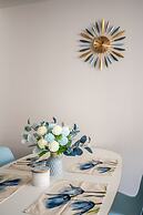 Beautiful Condos In the Heart of Downtown by GLOBALSTAY