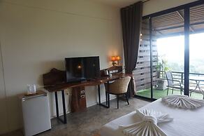 The Adventure Mountain Club