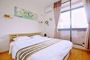 Yinjiangnan Xishui Zhijian Themed Inn