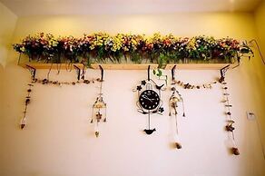 Yinjiangnan Xishui Zhijian Themed Inn