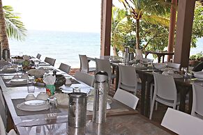 Submarine Garden Beach Resort