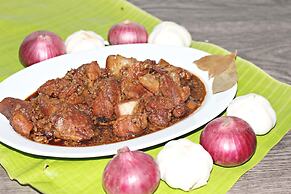 Submarine Garden Beach Resort