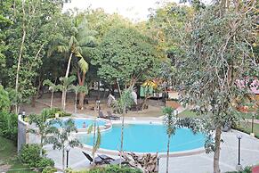 Submarine Garden Beach Resort