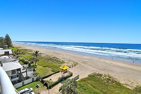 Albatross North Apartments