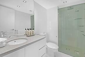 Albatross North Apartments