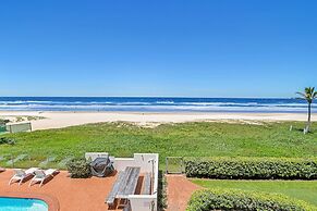 Albatross North Apartments