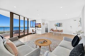 Albatross North Apartments