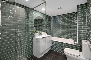 Albatross North Apartments