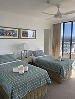 Albatross North Apartments