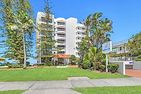 Albatross North Apartments