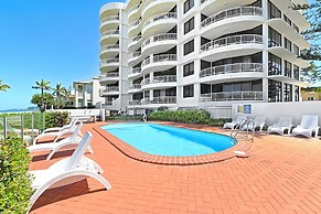 Albatross North Apartments