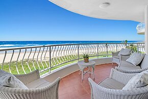 Albatross North Apartments