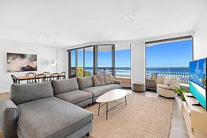 Albatross North Apartments