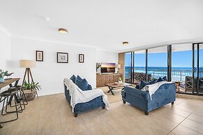 Albatross North Apartments