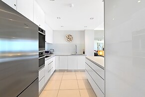 Albatross North Apartments