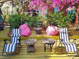 Bleu Verde i am colors