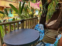 Bleu Verde i am colors