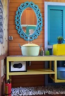 Bleu Verde i am colors