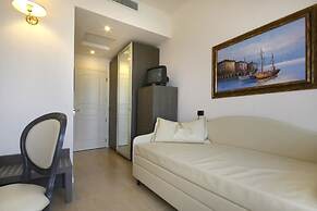Hotel Metropolitan