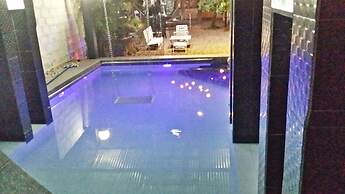 V House
